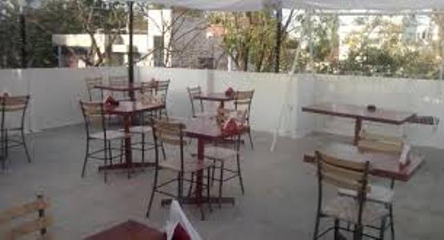 Hotel Gulmohar Pride